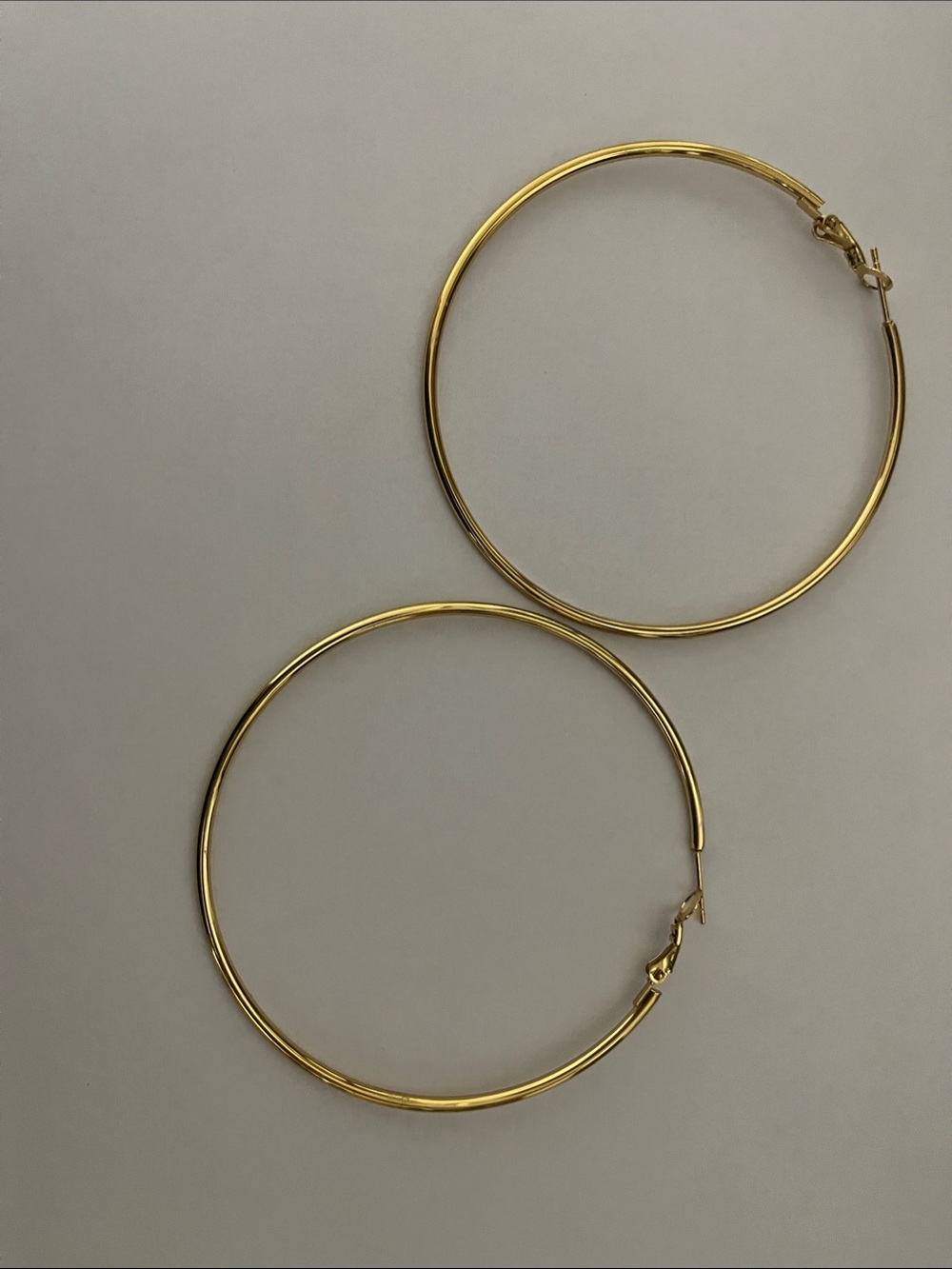 Elegant Gold Hoop Earrings for Women - Lightweight Everyday Style